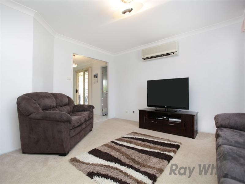 6 Burraga Place, Glenmore Park NSW 2745