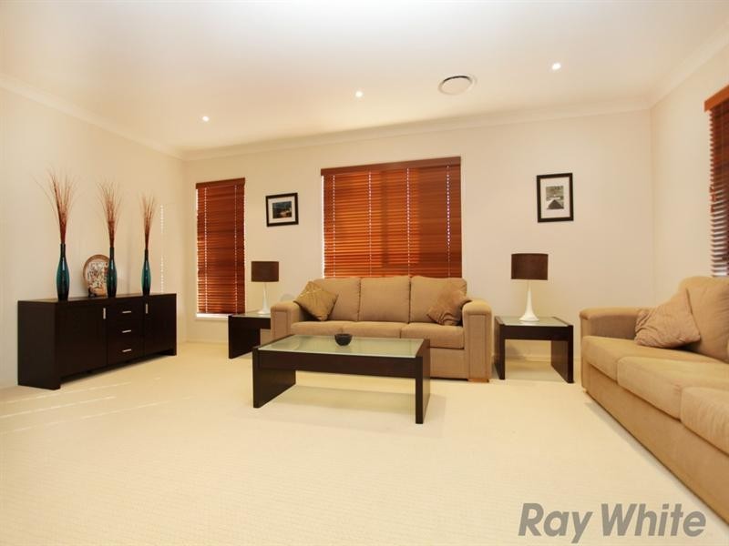 2 Coronet Terrace, Glenmore Park NSW 2745