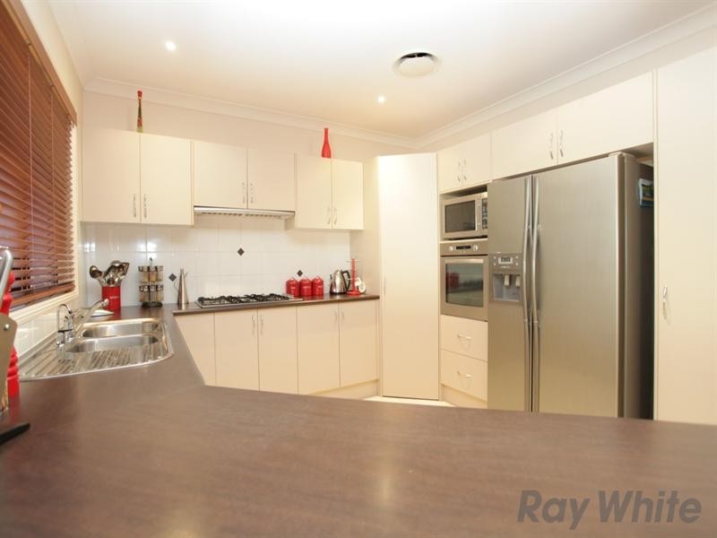 2 Coronet Terrace, Glenmore Park NSW 2745