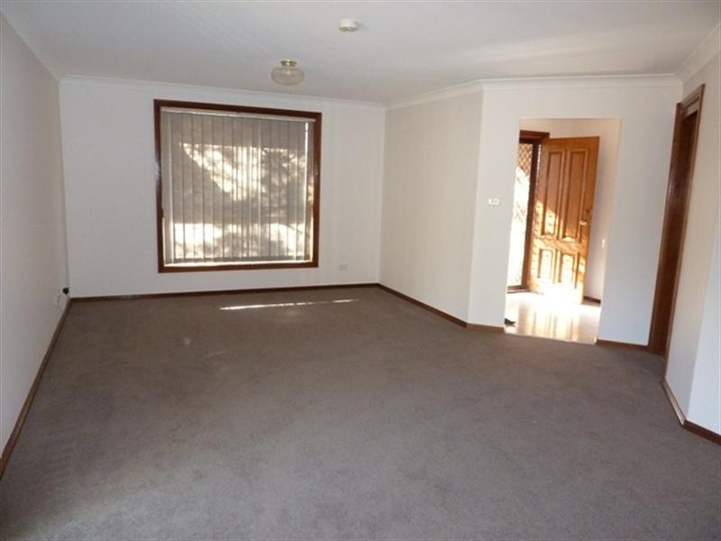 19 Lady Jamison Drive, Glenmore Park NSW 2745