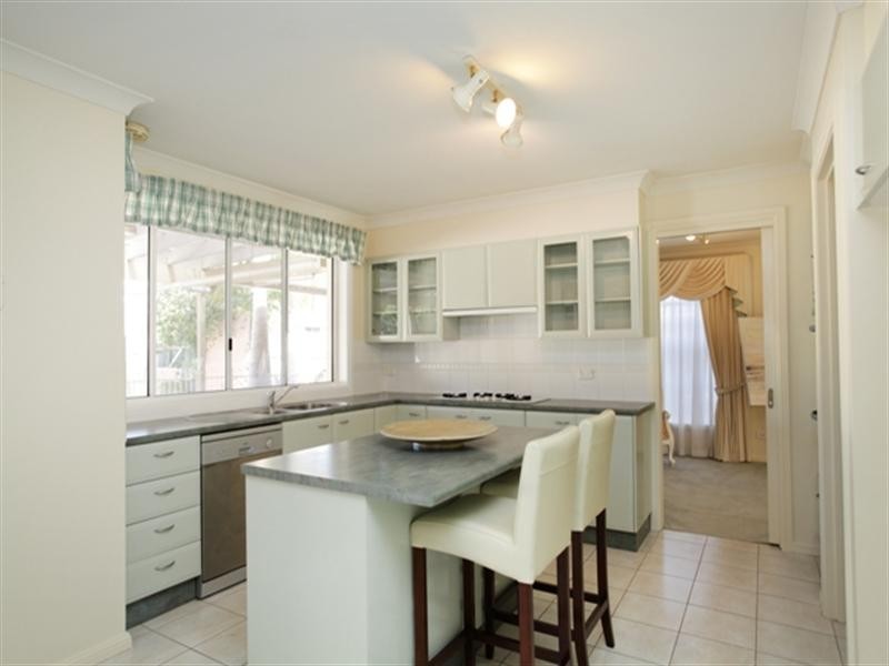 4 Jimbi Place, Glenmore Park NSW 2745