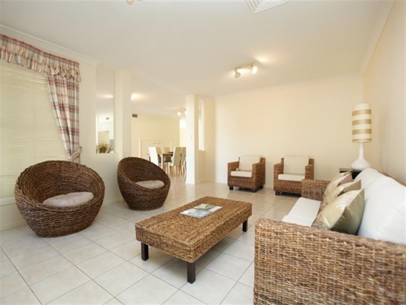 4 Jimbi Place, Glenmore Park NSW 2745