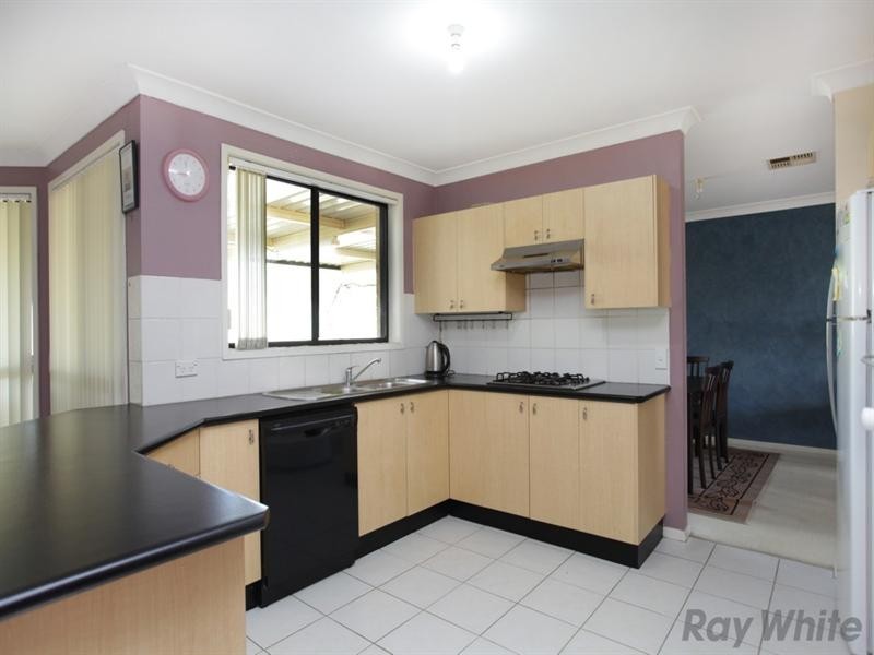 31 Boldero Crescent, Glenmore Park NSW 2745