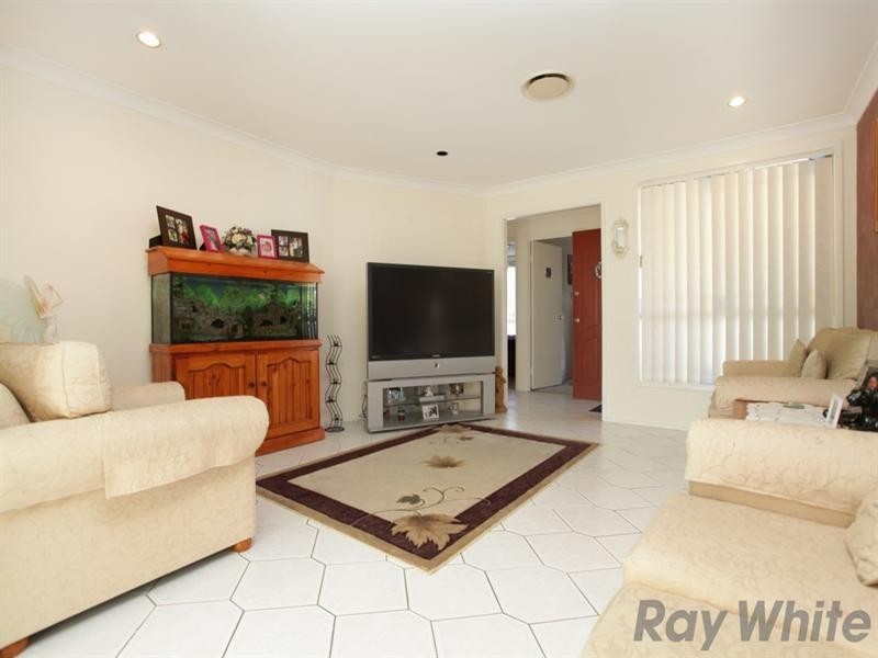 25 Kenneth Slessor Drive, Glenmore Park NSW 2745