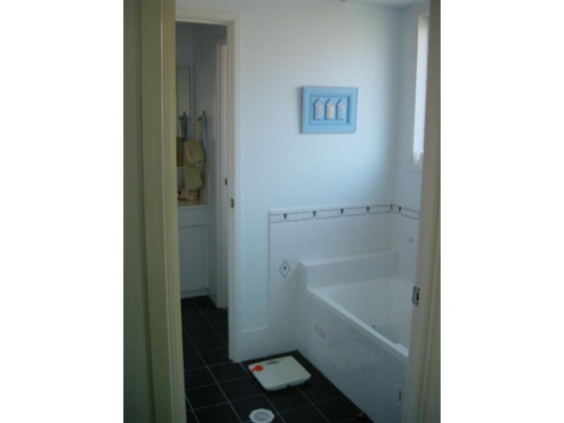 60 Oriole Street, Glenmore Park NSW 2745