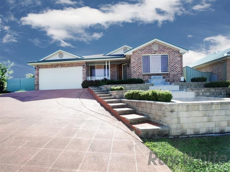 29 Blue Hills Drive, Glenmore Park NSW 2745