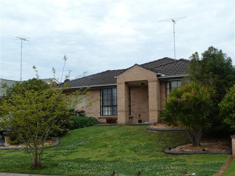38 Tarrabundi Drive, Glenmore Park NSW 2745
