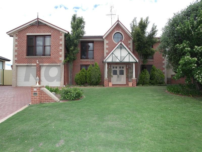 13 Minnek Close, Glenmore Park NSW 2745