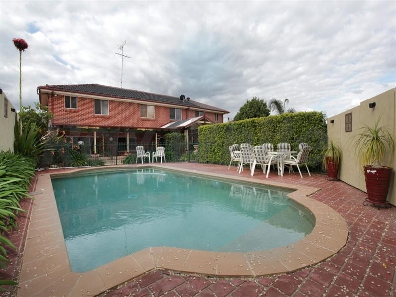 13 Minnek Close, Glenmore Park NSW 2745