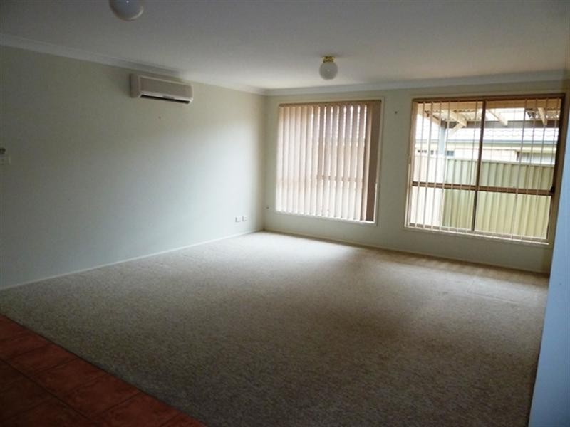 57 Kukundi Drive, Glenmore Park NSW 2745