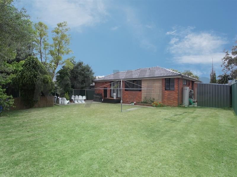26 Hillview Avenue, South Penrith NSW 2750
