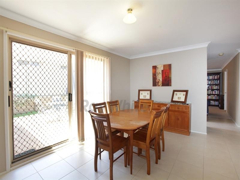 5 Condor Place, Glenmore Park NSW 2745
