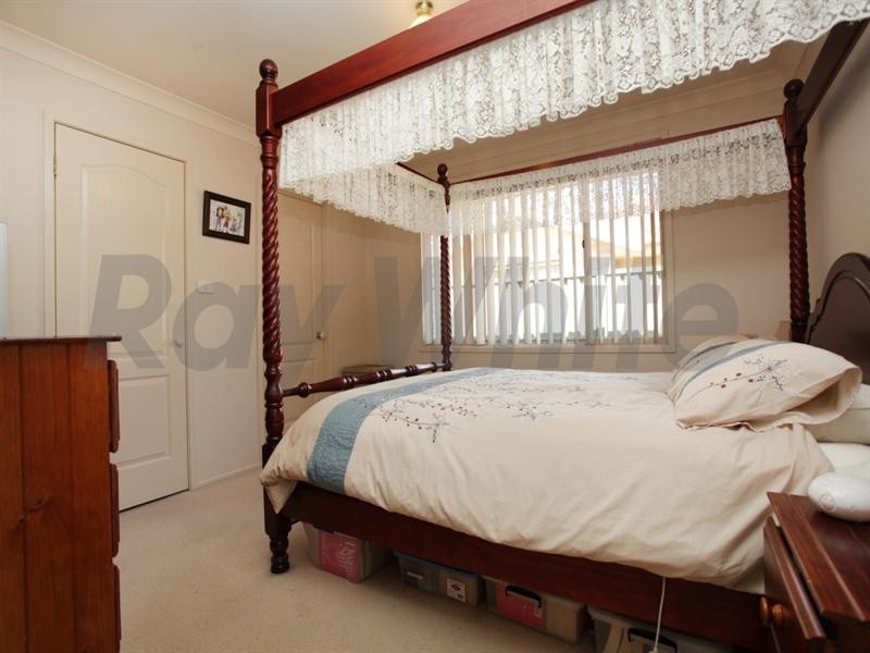 5 Condor Place, Glenmore Park NSW 2745