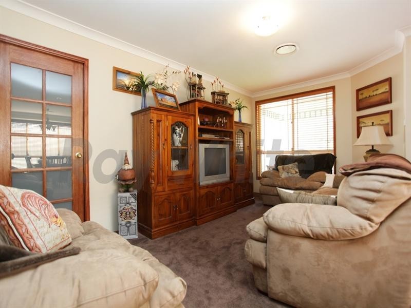 10 Wargon Crescent, Glenmore Park NSW 2745