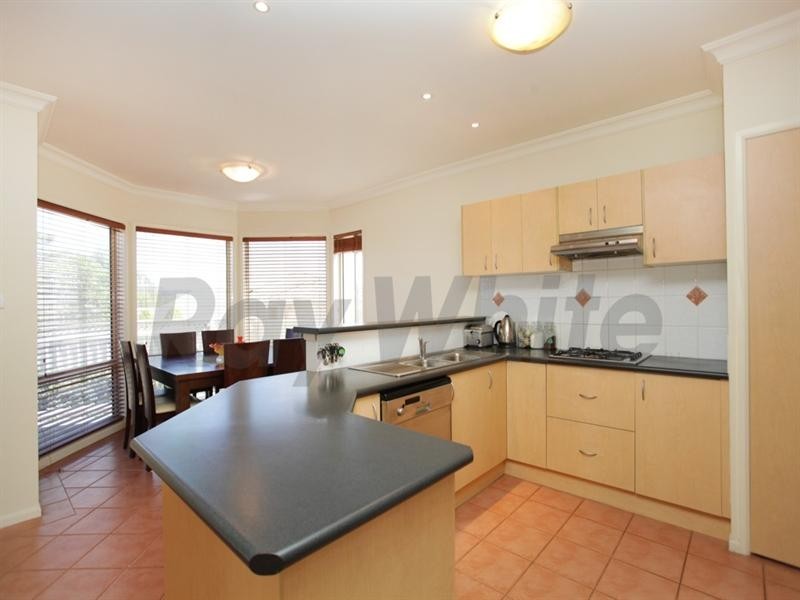 8 Tanglewood Place, Glenmore Park NSW 2745