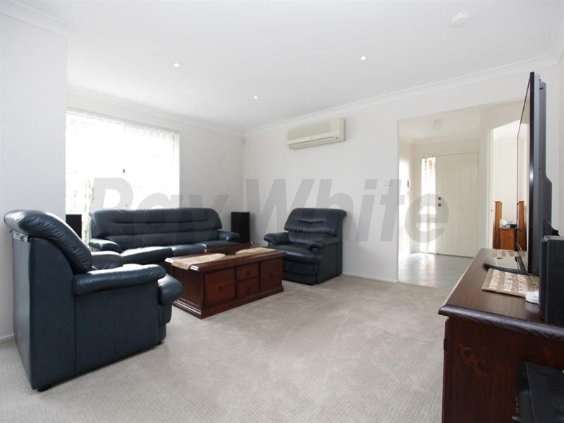 7 Yuroka Street, Glenmore Park NSW 2745