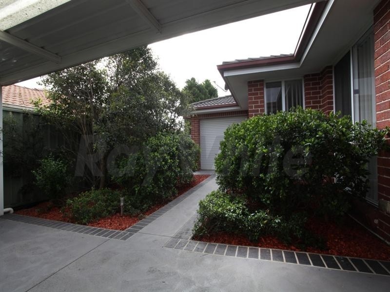 7 Yuroka Street, Glenmore Park NSW 2745