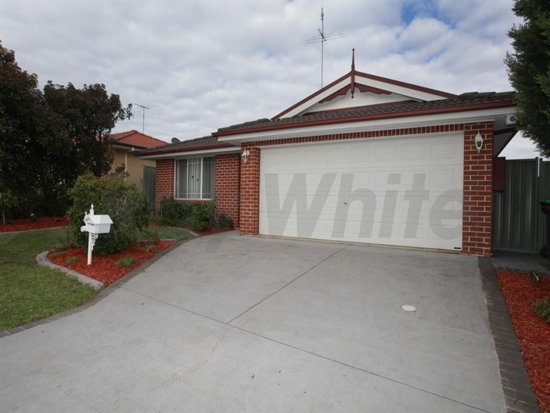 7 Yuroka Street, Glenmore Park NSW 2745