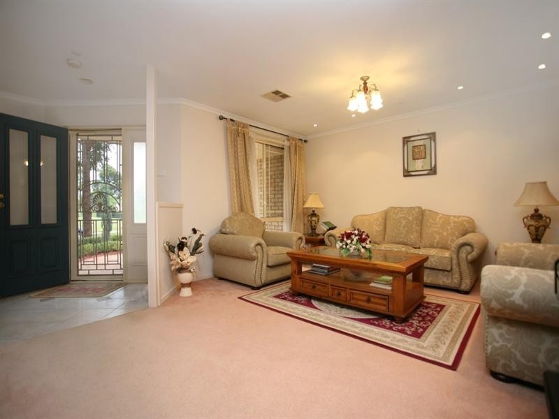 4 Brigadoon Avenue, Glenmore Park NSW 2745