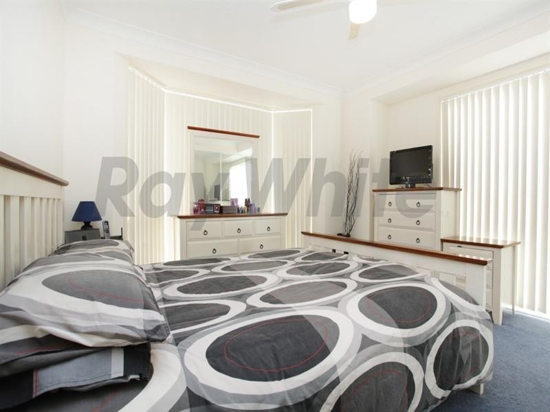 35 Buyu Road, Glenmore Park NSW 2745