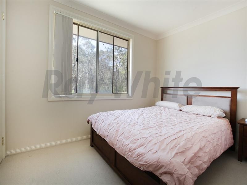 6 Jacana Way, Glenmore Park NSW 2745