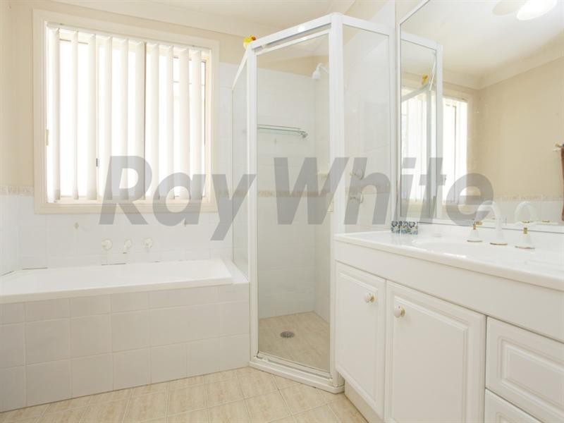 6 Jacana Way, Glenmore Park NSW 2745