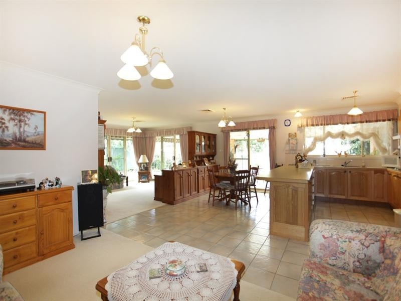 6 Mogo Place, Glenmore Park NSW 2745