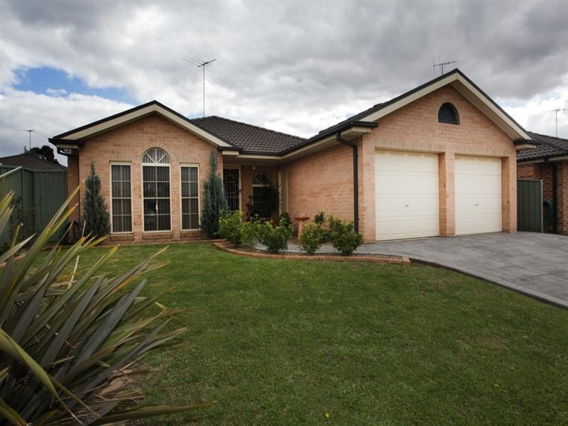 39 Waringa Crescent, Glenmore Park NSW 2745