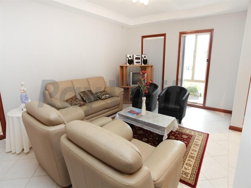 10 Osprey Avenue, Glenmore Park NSW 2745