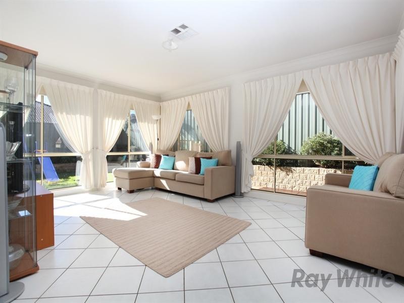 19 Shearwater Drive, Glenmore Park NSW 2745