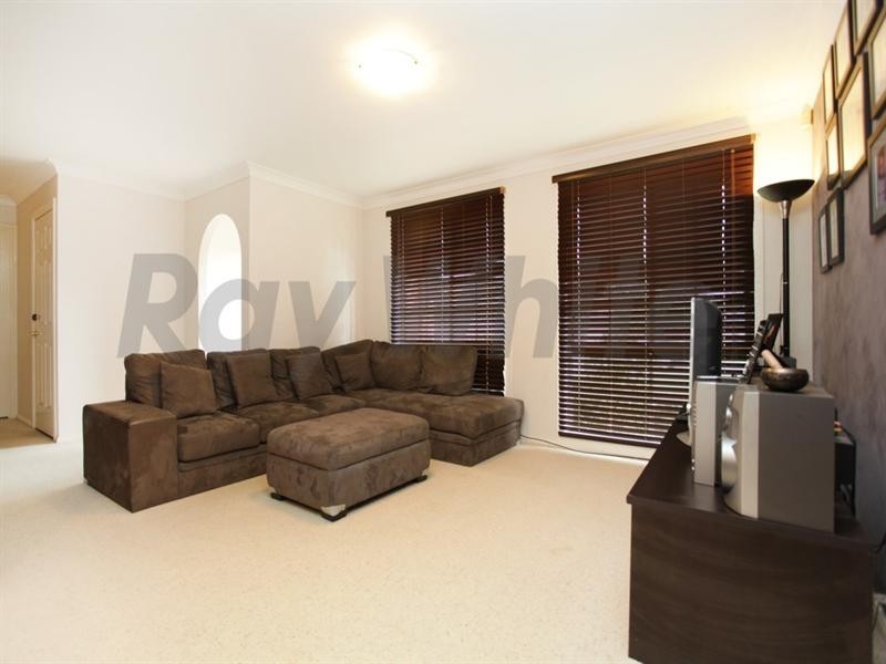 4 Viola Place, Glenmore Park NSW 2745