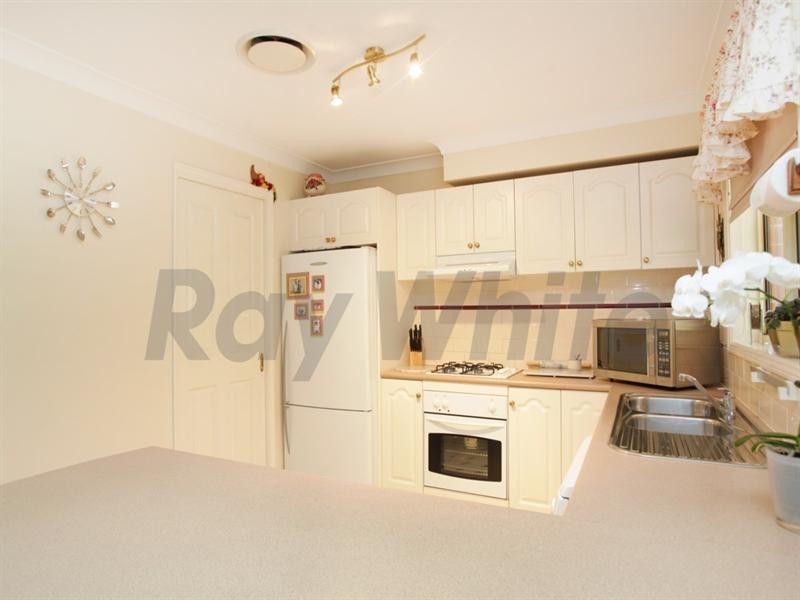 4 Gili Place, Glenmore Park NSW 2745