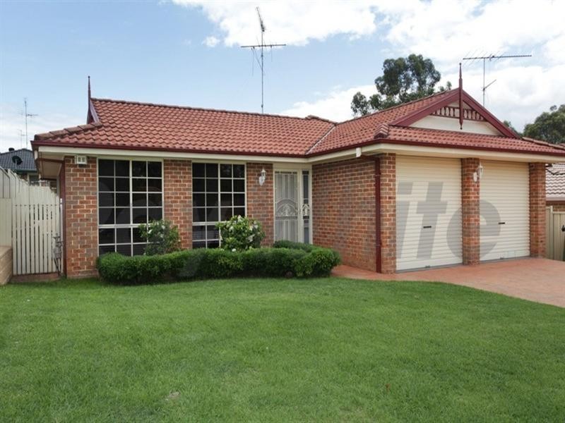 4 Viola Place, Glenmore Park NSW 2745