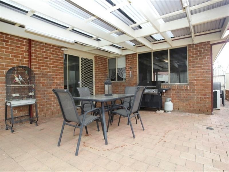 4 Viola Place, Glenmore Park NSW 2745