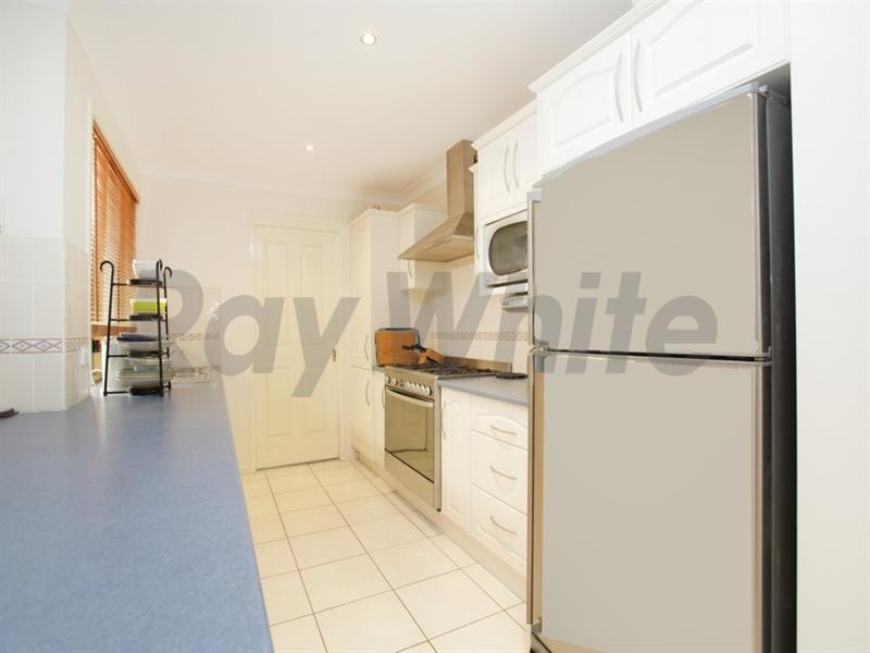 11 Dillwynia Drive, Glenmore Park NSW 2745