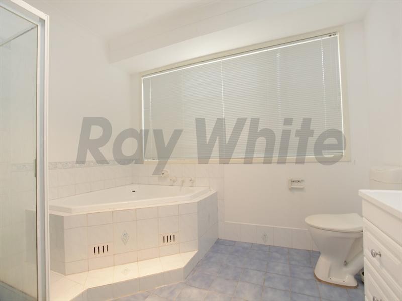 11 Dillwynia Drive, Glenmore Park NSW 2745