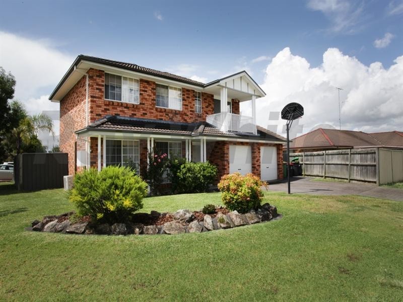 28 Dillwynia Drive, Glenmore Park NSW 2745