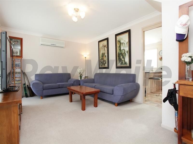 28 Dillwynia Drive, Glenmore Park NSW 2745