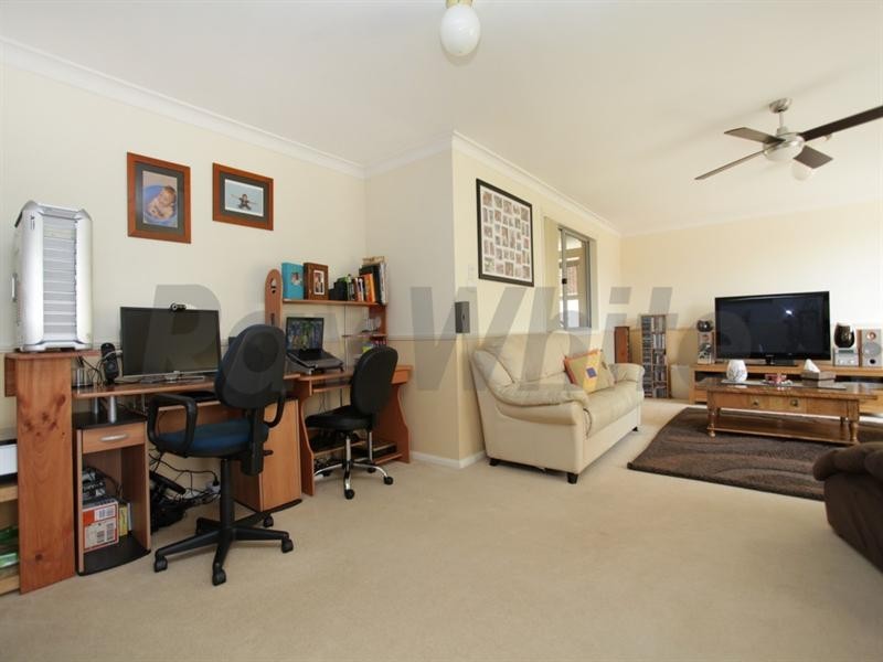 9/103-111 The Lakes Drive, Glenmore Park NSW 2745