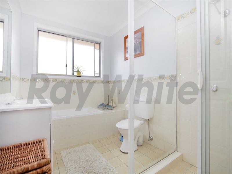 9/103-111 The Lakes Drive, Glenmore Park NSW 2745