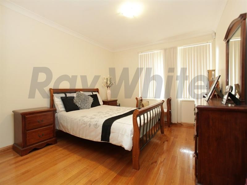 25 Shearwater Drive, Glenmore Park NSW 2745