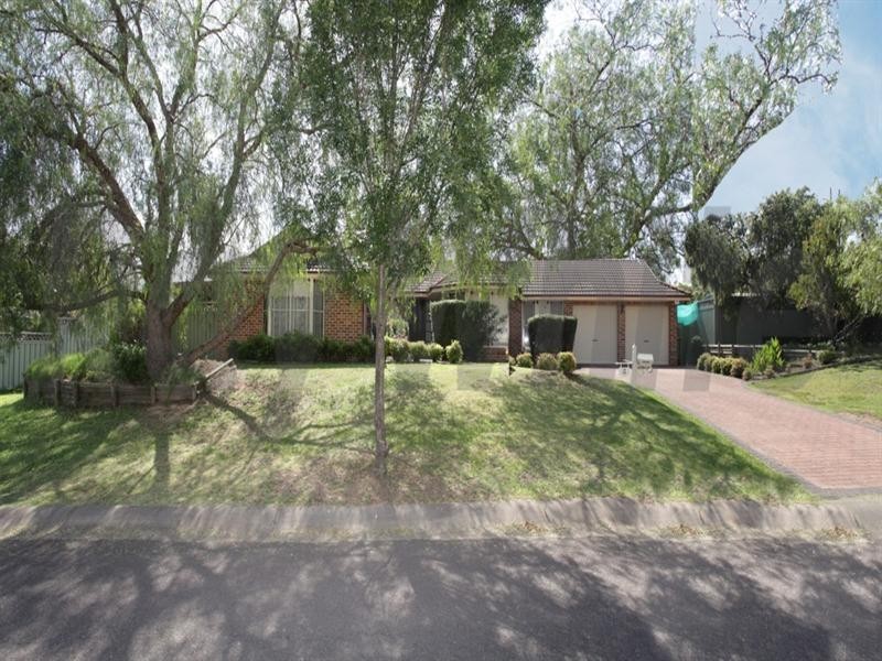 19 Kulaman Crescent, Glenmore Park NSW 2745