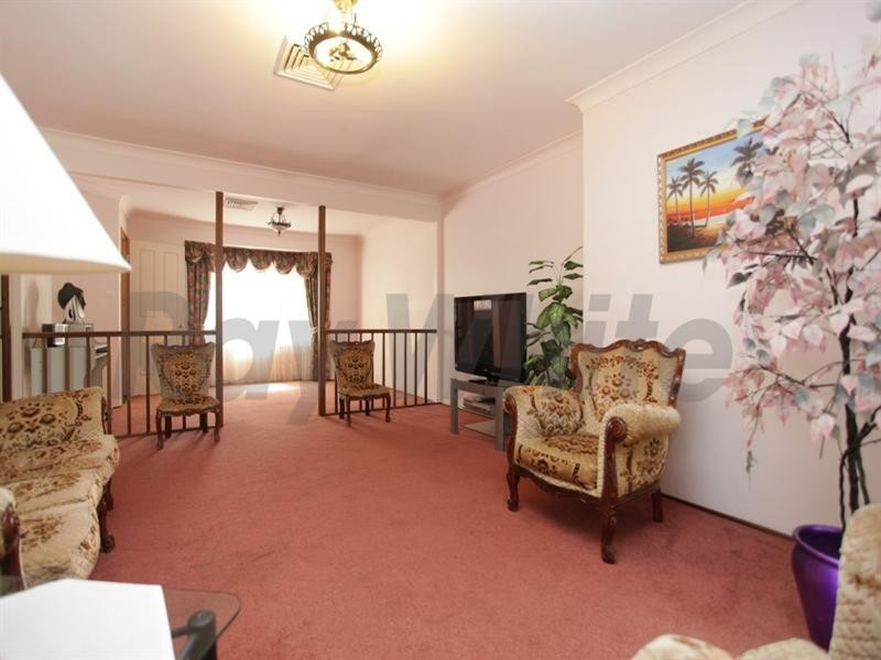 19 Kulaman Crescent, Glenmore Park NSW 2745