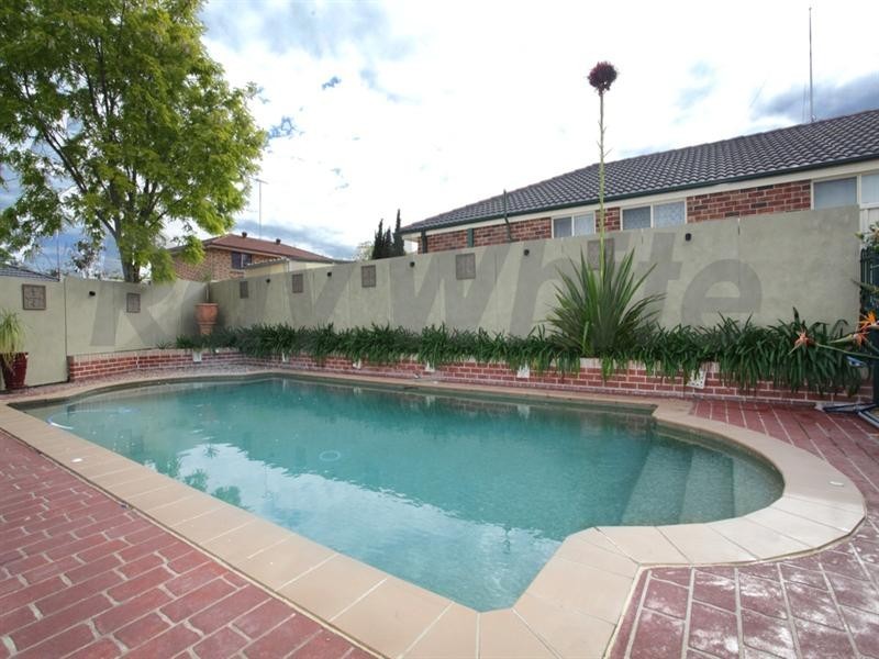 13 Minnek Close, Glenmore Park NSW 2745