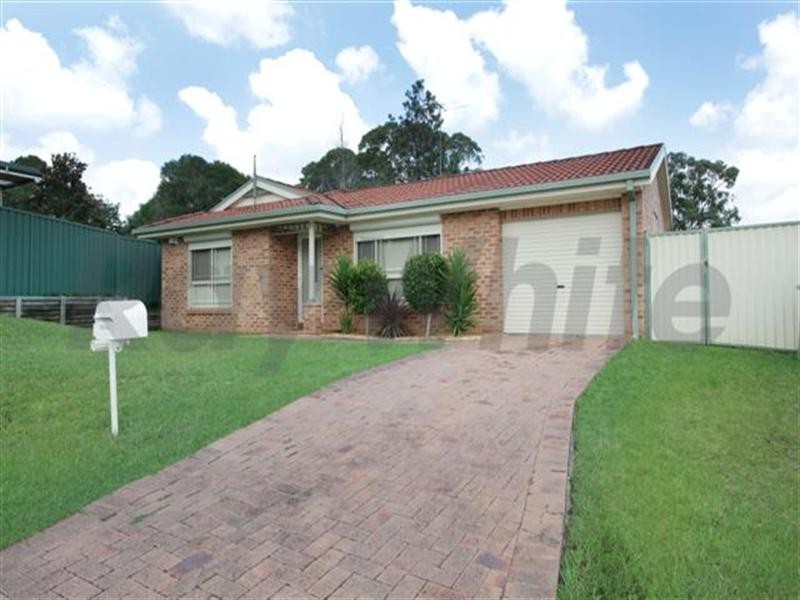 12 Becke Court, Glenmore Park NSW 2745
