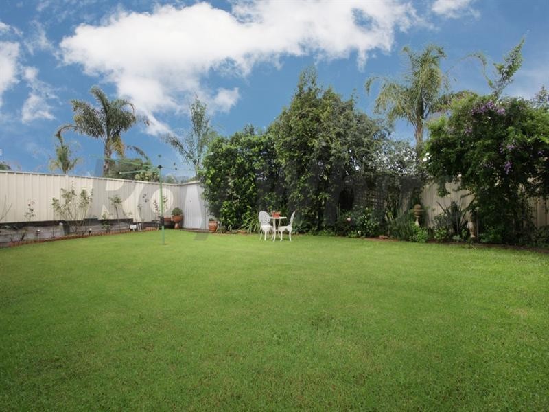 11 Magpie Place, Glenmore Park NSW 2745