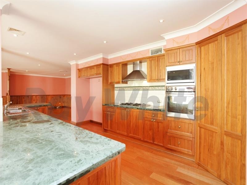 36 Waterford Way, Glenmore Park NSW 2745