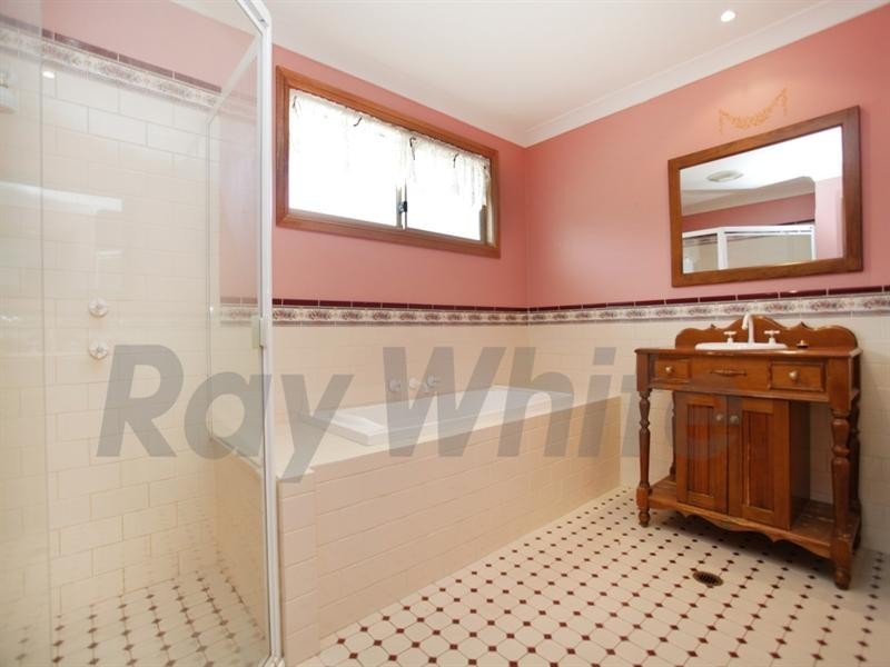 36 Waterford Way, Glenmore Park NSW 2745