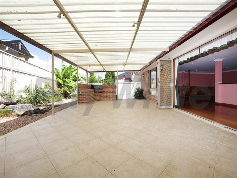 36 Waterford Way, Glenmore Park NSW 2745