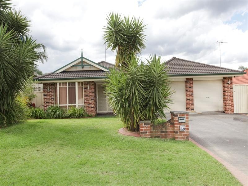 13 Buna Close, Glenmore Park NSW 2745